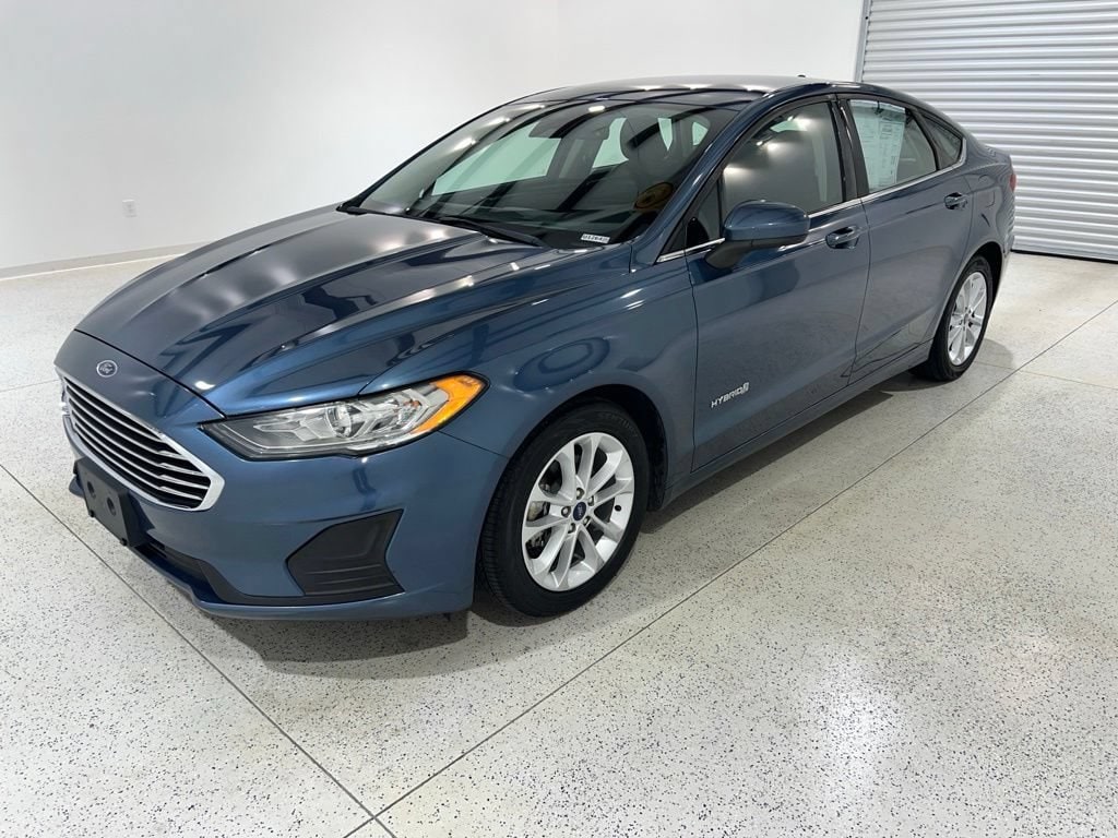 Used 2019 Ford Fusion Hybrid SE Sedan