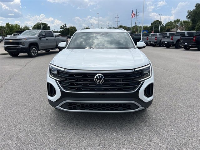 2025 Volkswagen Atlas Cross Sport SE photo 3