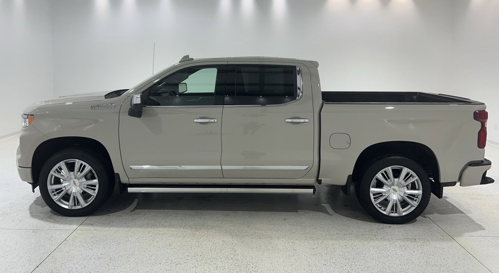 New 2026 Chevrolet Silverado 1500 High Country Truck