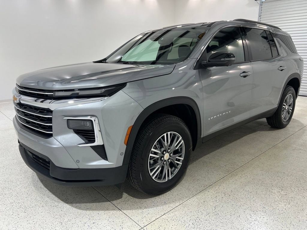 New 2026 Chevrolet Traverse LT SUV