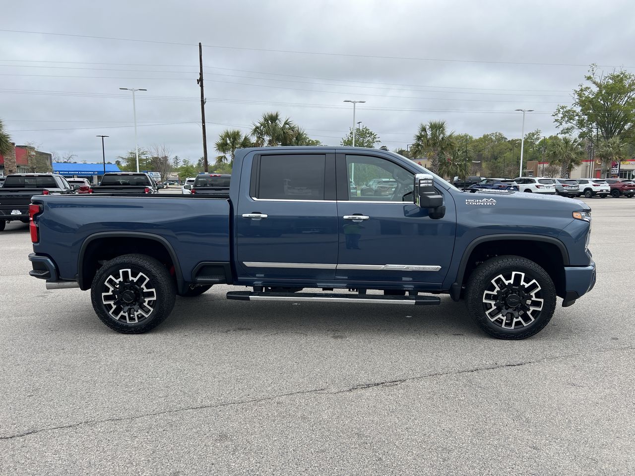 2025 Chevrolet Silverado 2500 HD High Country - Photo 39