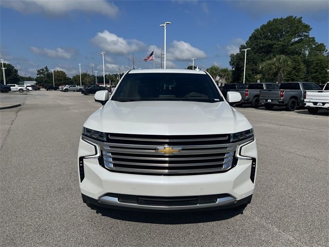 2024 Chevrolet Suburban High Country photo 3