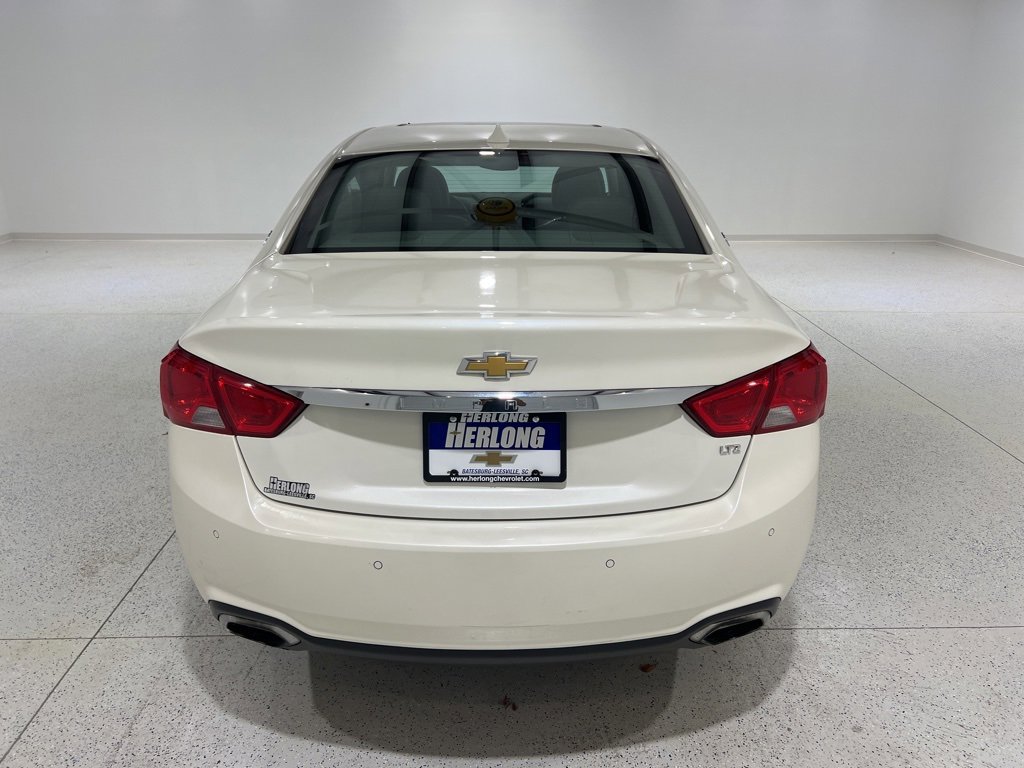 2014 Chevrolet Impala LTZ photo 3