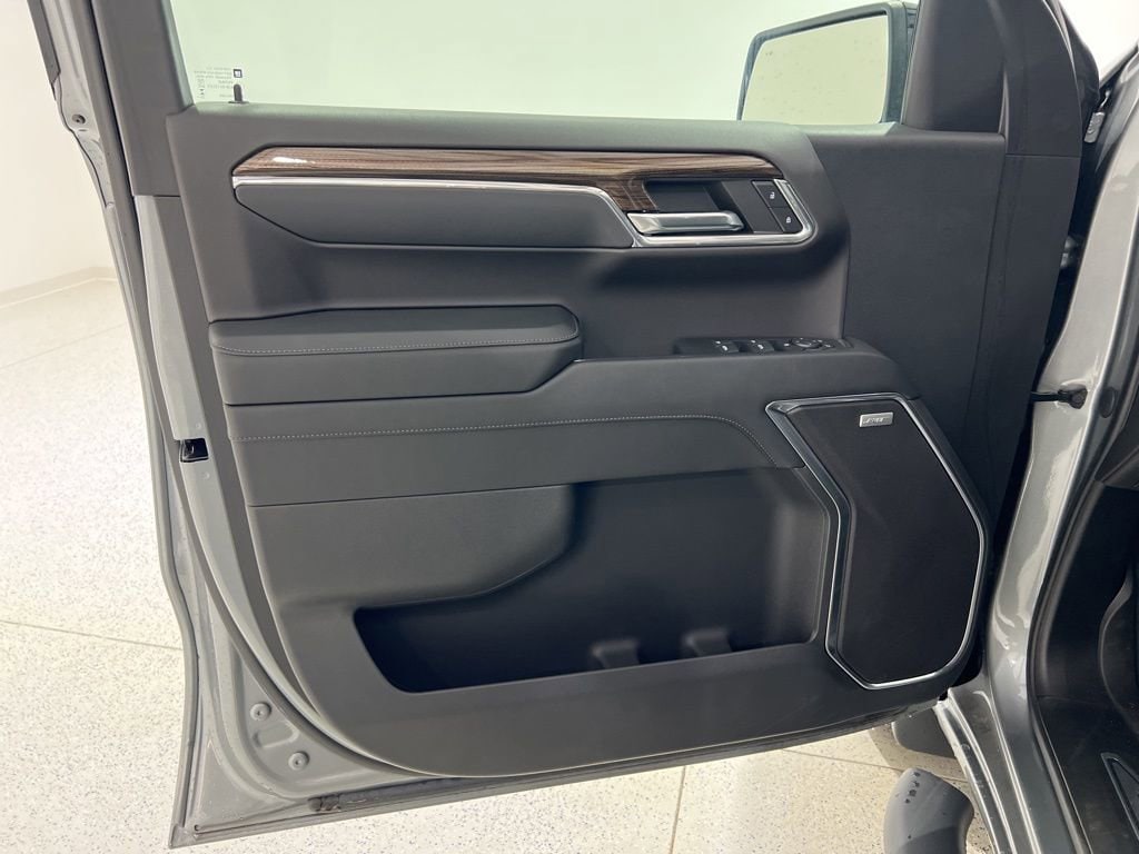 2024 Chevrolet Silverado 1500 RST - Photo 21