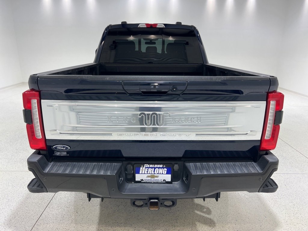 2024 Ford F-350 King Ranch photo 3