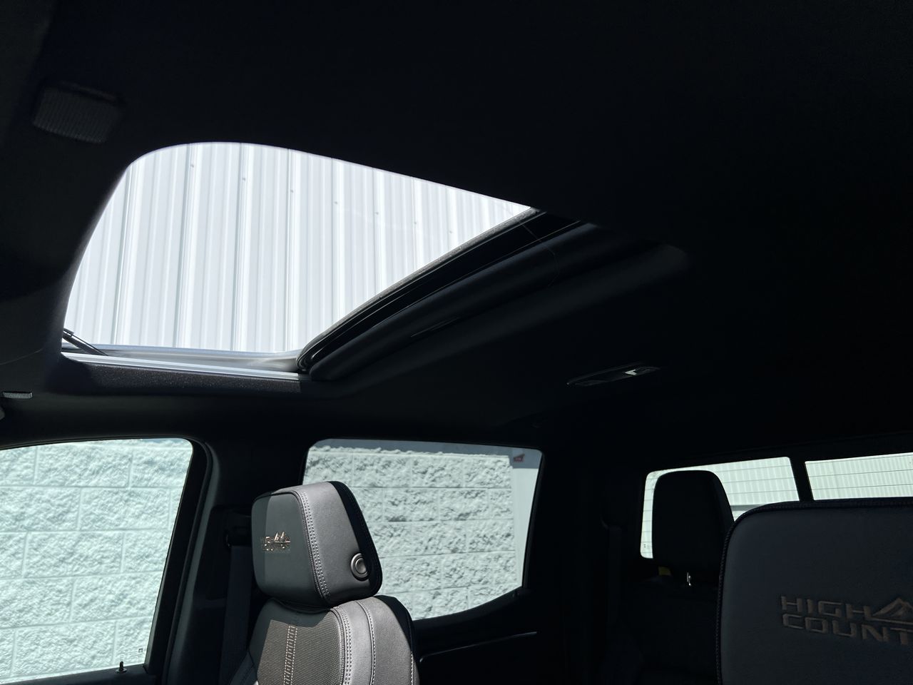 2025 Chevrolet Silverado 1500 High Country - Photo 50