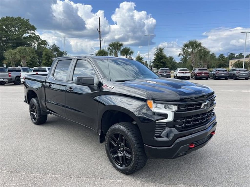 Used 2023 Chevrolet Silverado 1500 LT Trail Boss Truck Crew Cab