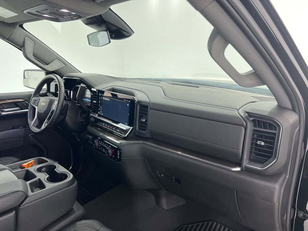 2024 Chevrolet Silverado 1500 LT - Photo 24