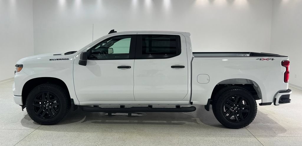 New 2026 Chevrolet Silverado 1500 Custom Truck