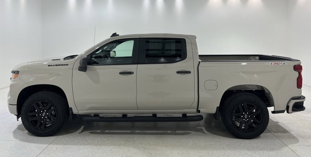 New 2026 Chevrolet Silverado 1500 Custom Truck