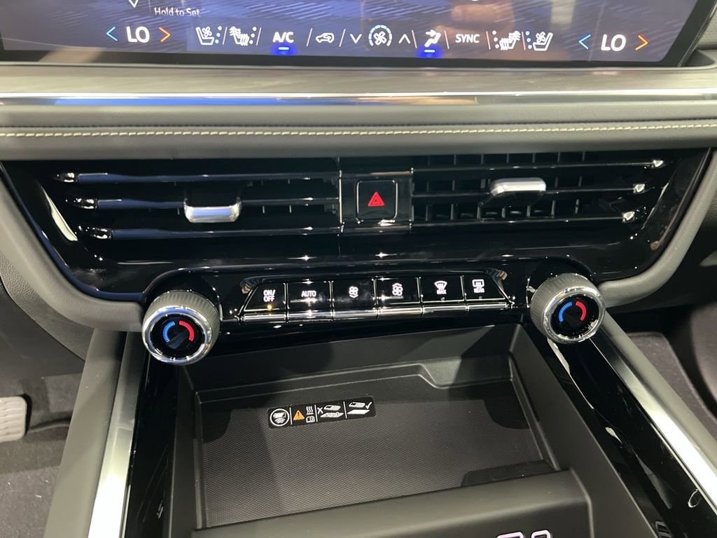 2025 Chevrolet Tahoe Premier - Photo 17