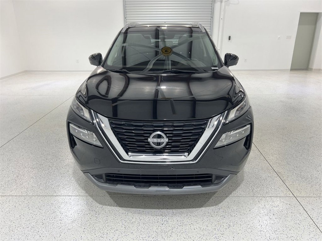 2023 Nissan Rogue SL photo 3