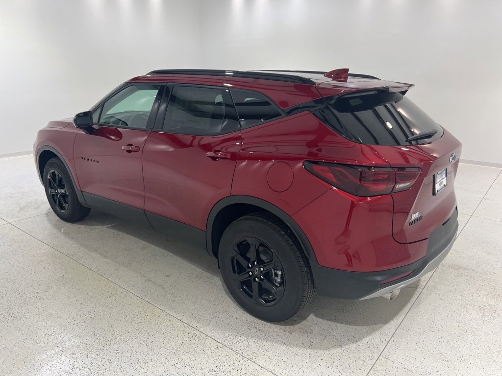 2026 Chevrolet Blazer 2LT photo 2