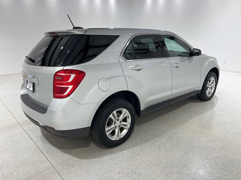 Used 2017 Chevrolet Equinox LS SUV