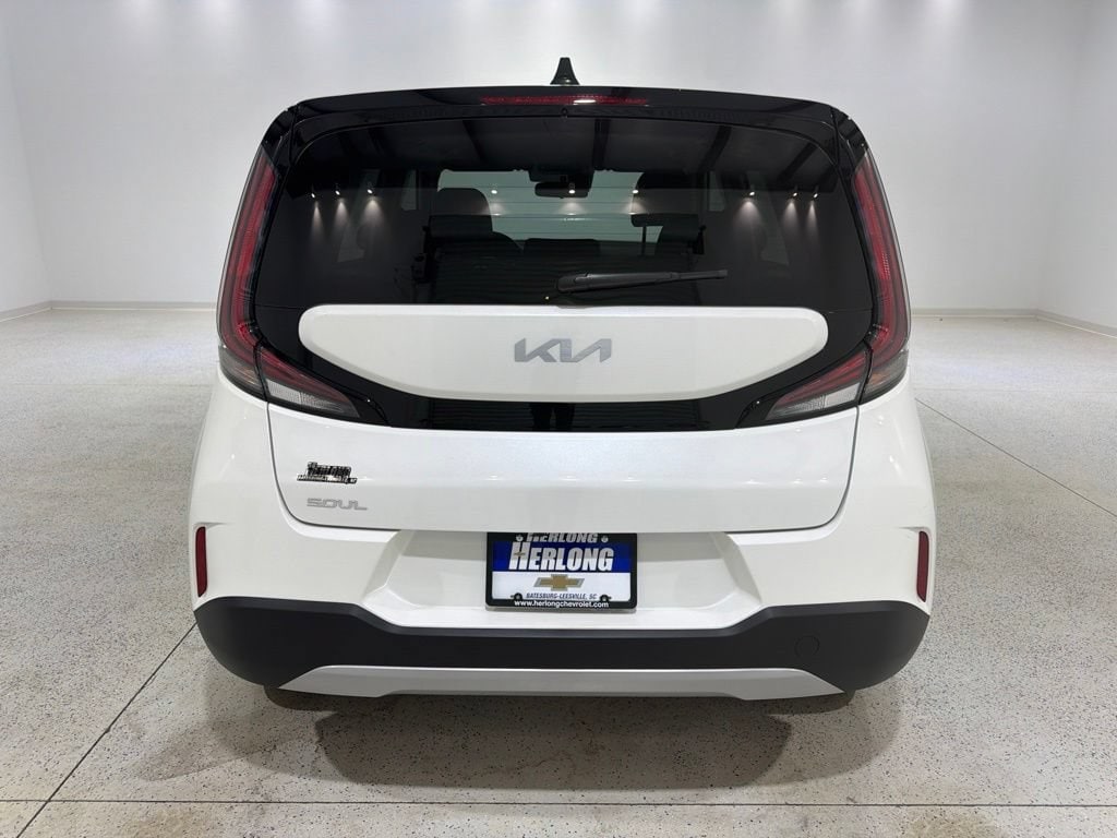 Used 2025 Kia Soul LX Hatchback