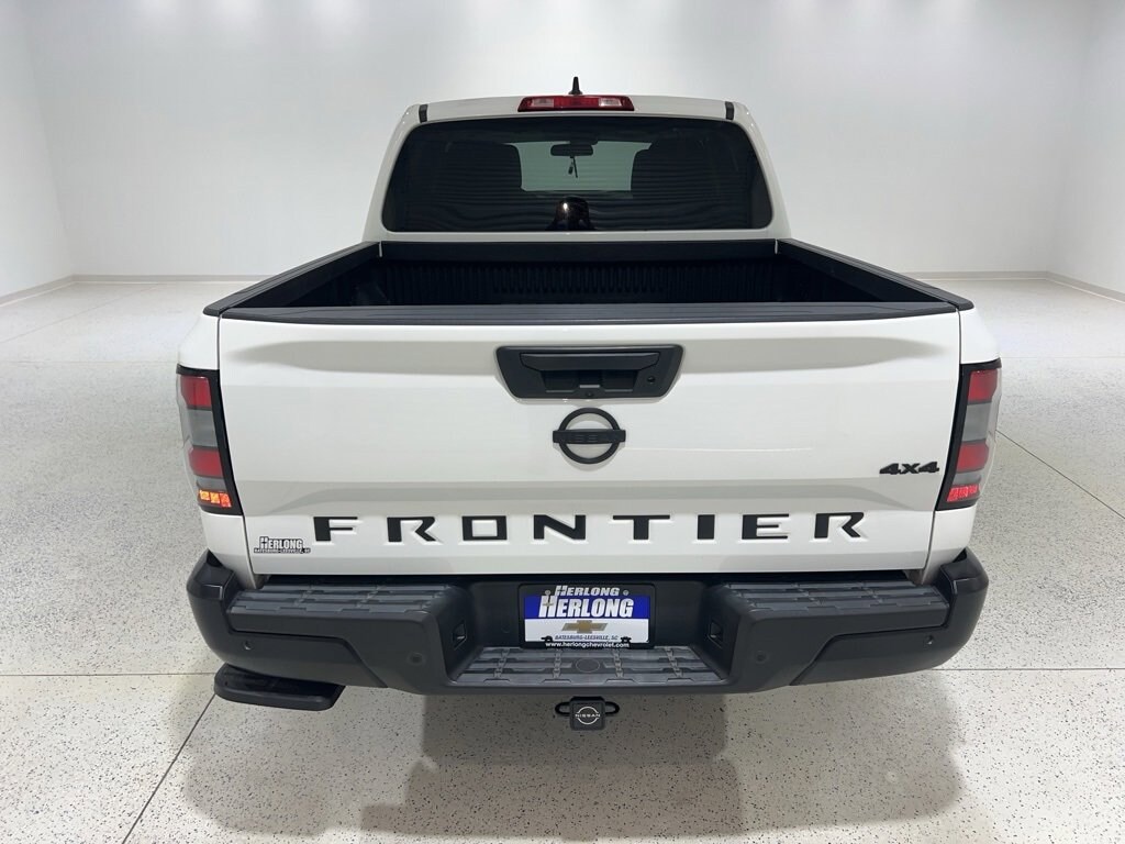 Used 2022 Nissan Frontier S Truck Crew Cab