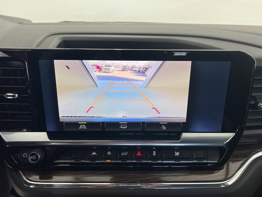 2024 Chevrolet Silverado 1500 LT - Photo 13