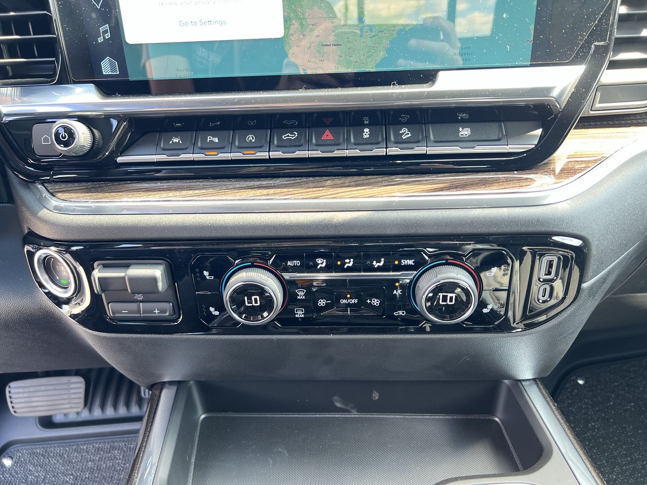 2024 Chevrolet Silverado 1500 RST - Photo 52