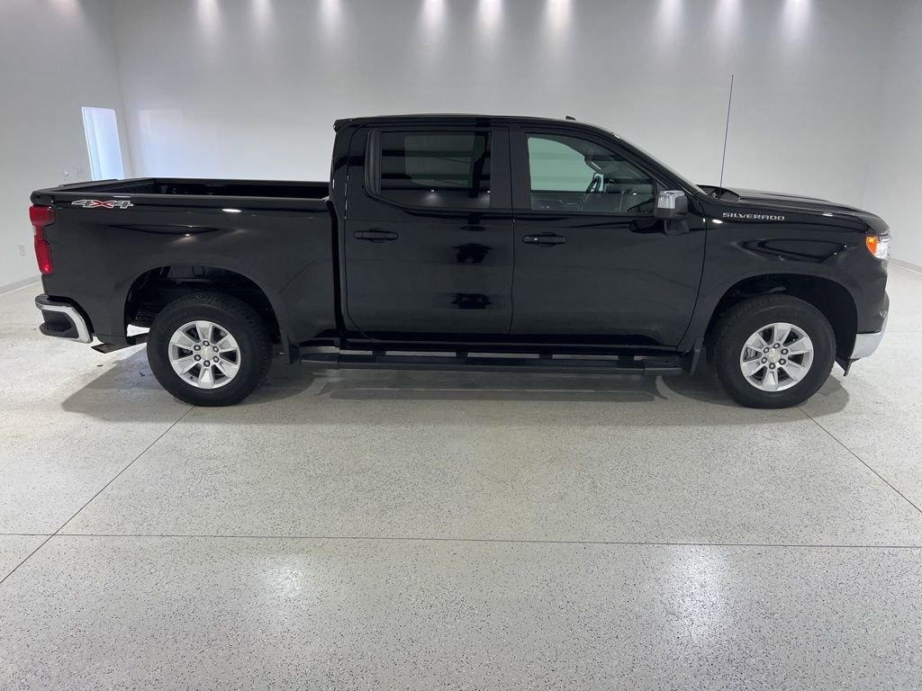 2024 Chevrolet Silverado 1500 LT - Photo 6