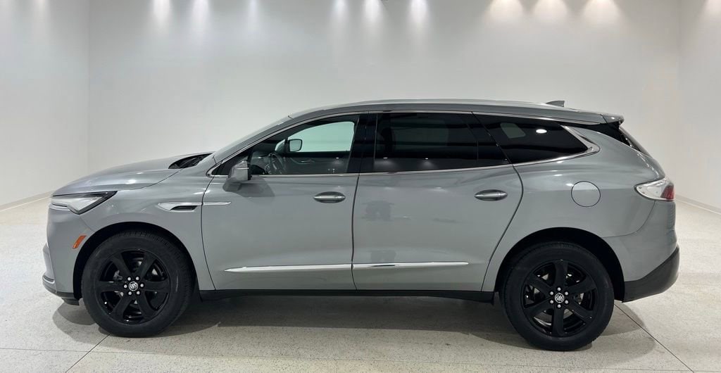 Used 2023 Buick Enclave Essence SUV