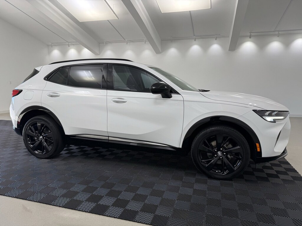 Used 2023 Buick Envision Essence SUV