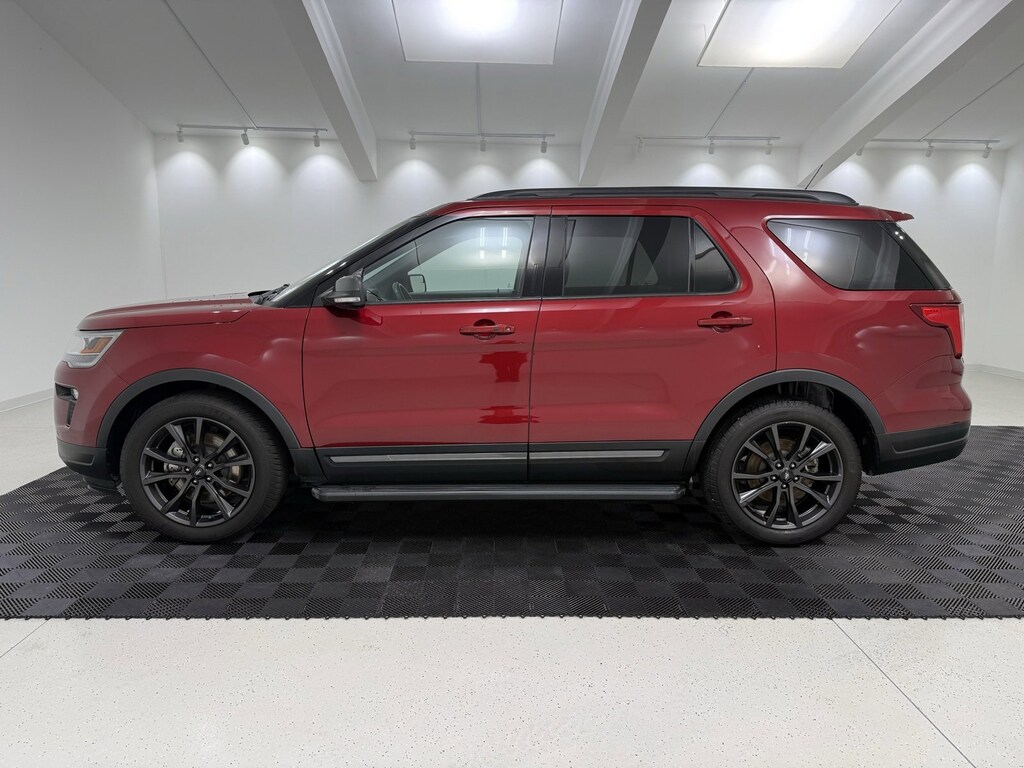Used 2018 Ford Explorer XLT SUV