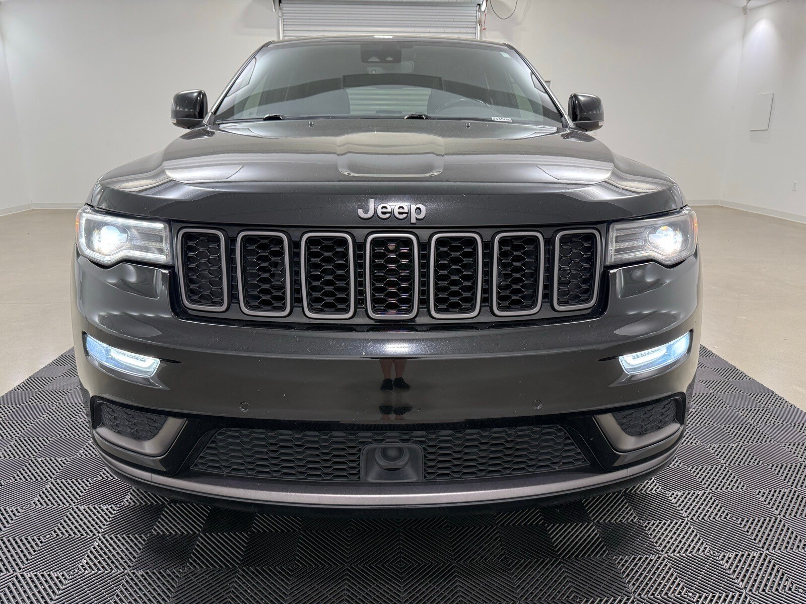 2021 Jeep Grand Cherokee High Altitude photo 2