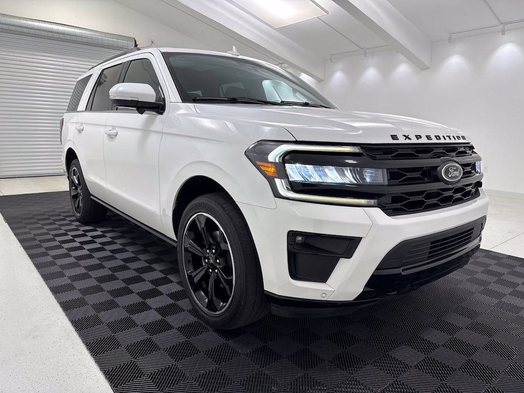 Used 2023 Ford Expedition Limited SUV