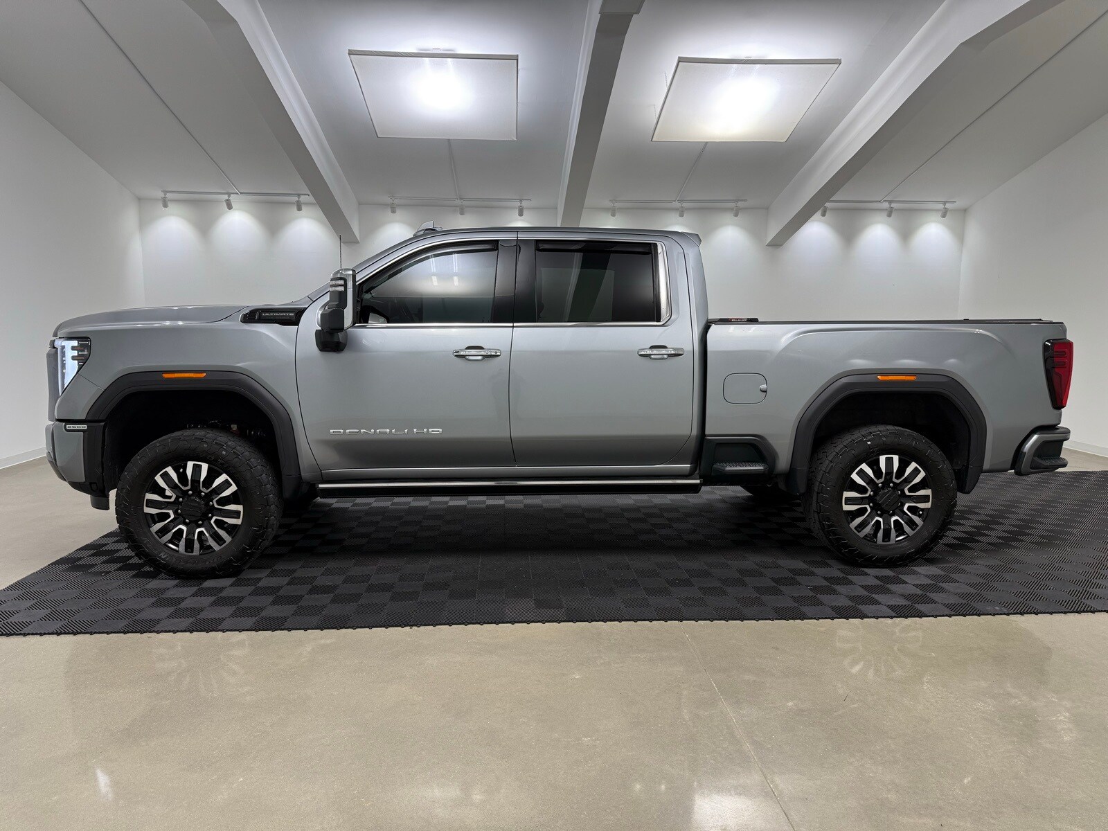 2024 Gmc Sierra HD Denali Ultimate photo 4