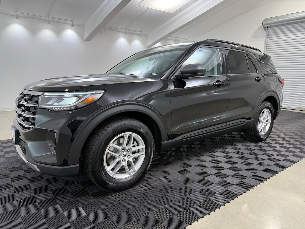 New 2026 Ford Explorer Active SUV