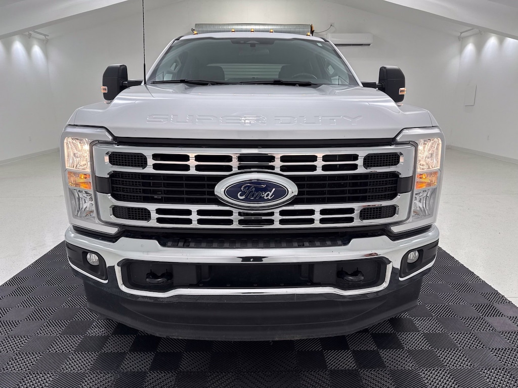 Used 2025 Ford F-350SD XLT Truck