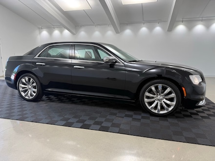 2018 Chrysler 300 Limited Sedan