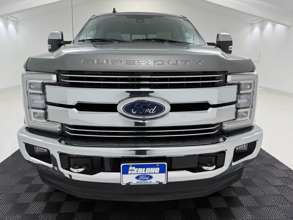 Used 2019 Ford F-250SD Lariat Truck