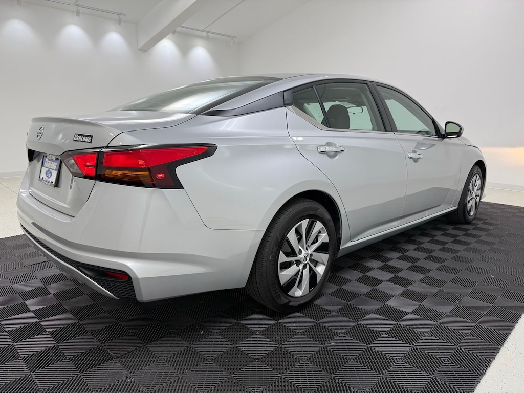 Used 2022 Nissan Altima 2.5 S Sedan