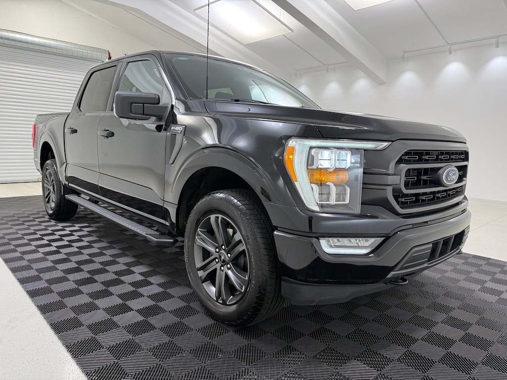 New 2023 Ford F-150 XLT Truck