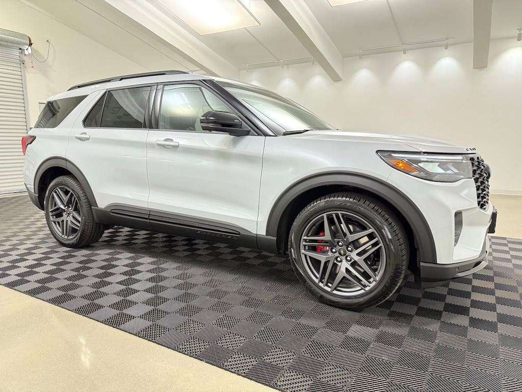 New 2026 Ford Explorer ST SUV