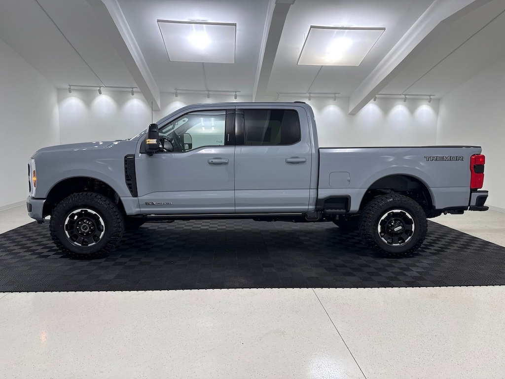 New 2026 Ford F-250SD Lariat Truck
