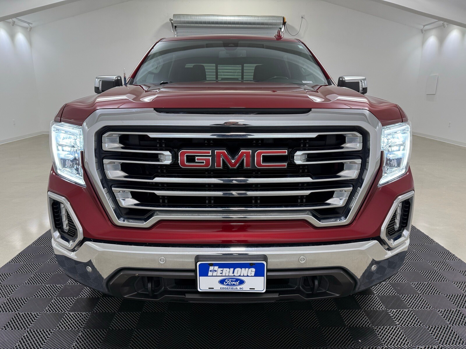 2019 Gmc Sierra 1500 SLT photo 2