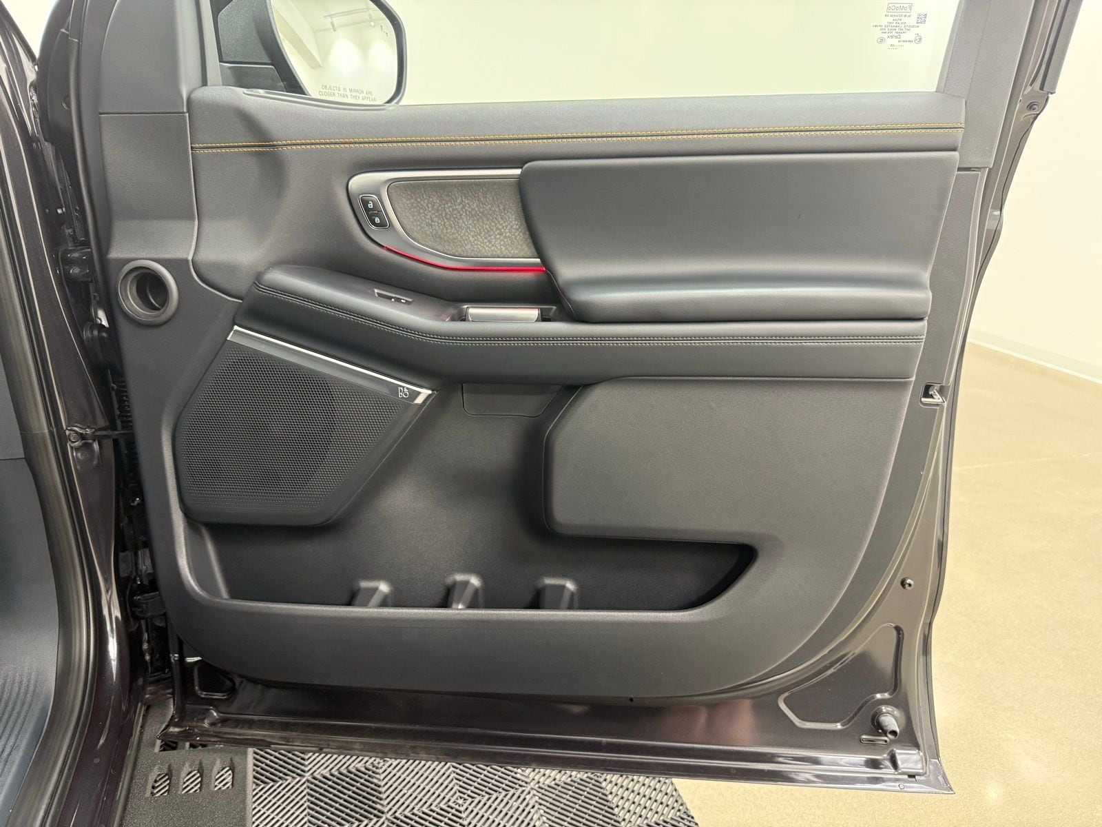 2025 Ford Expedition Tremor - Photo 37