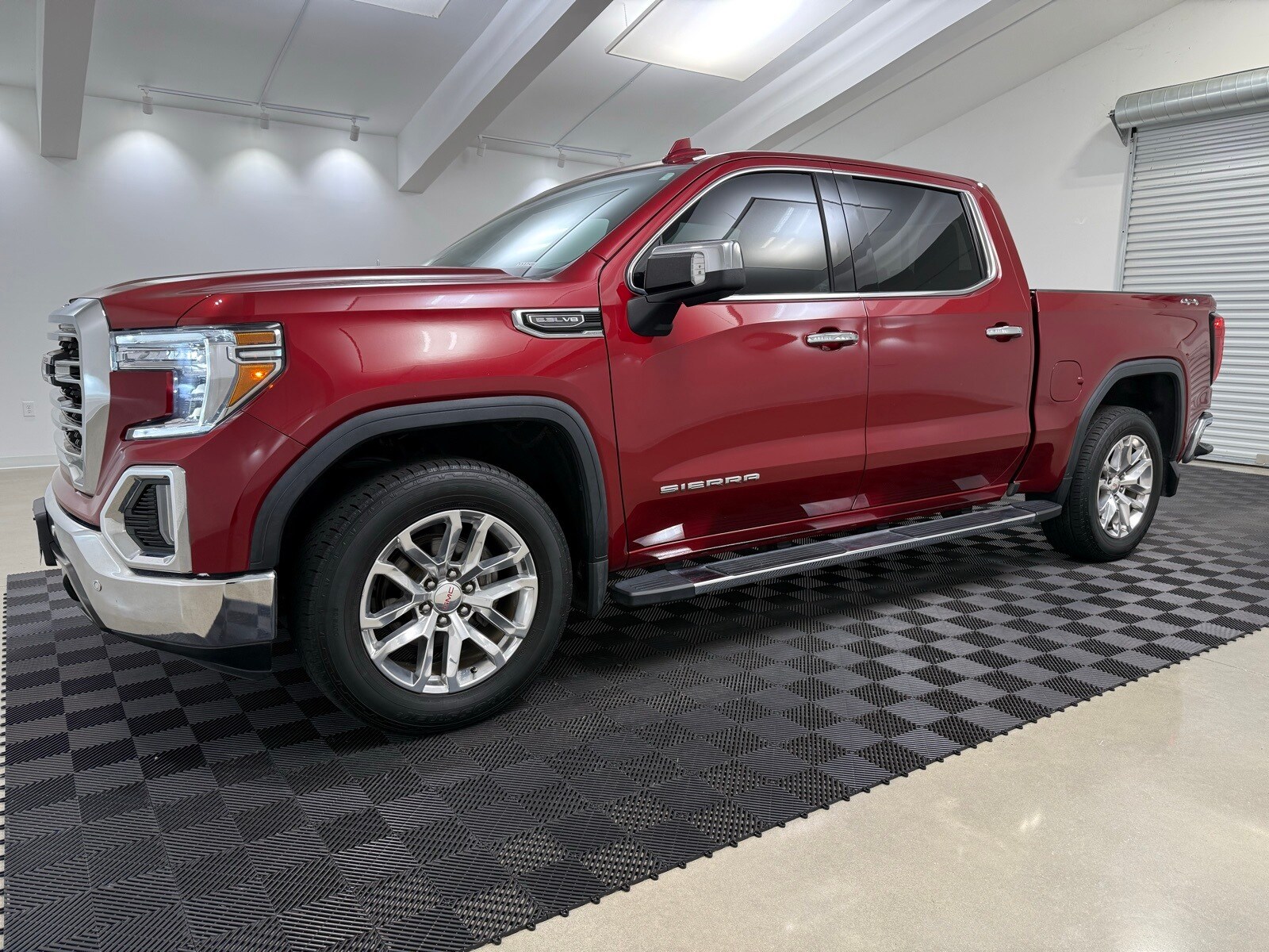 2019 Gmc Sierra 1500 SLT photo 3