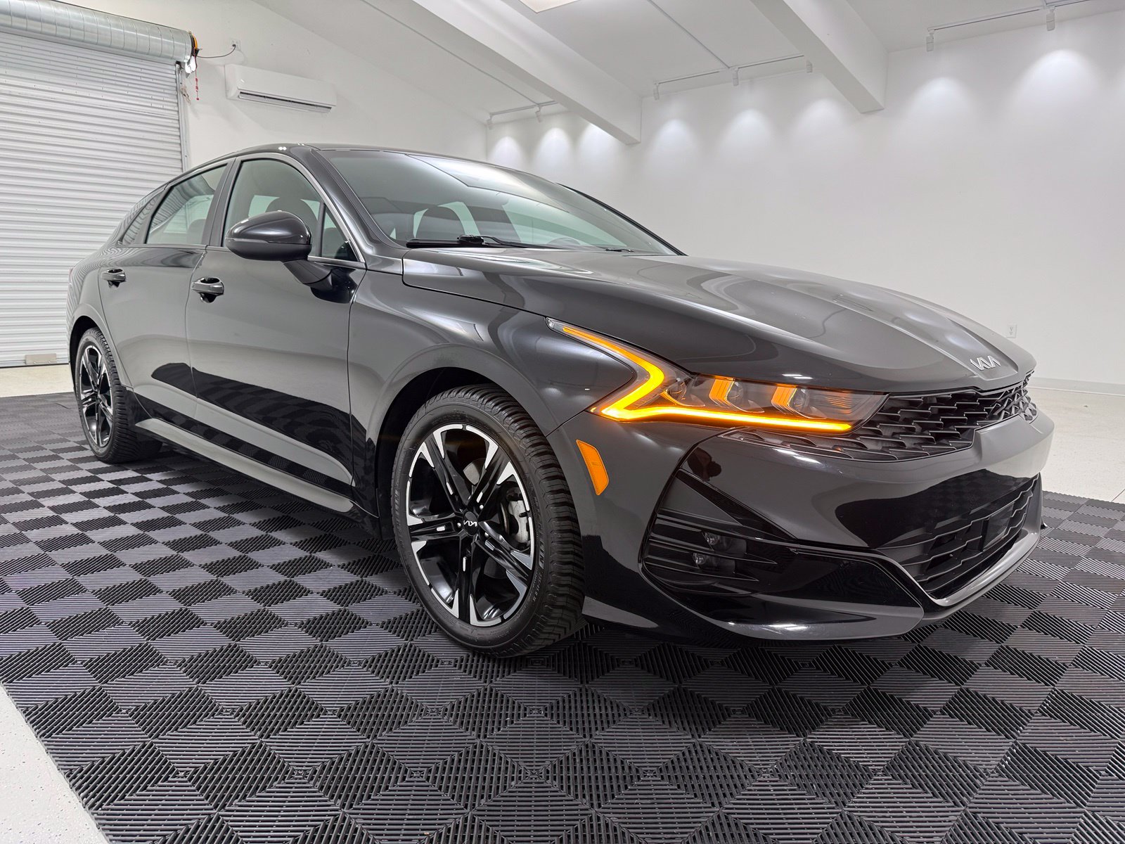 2023 Kia K5