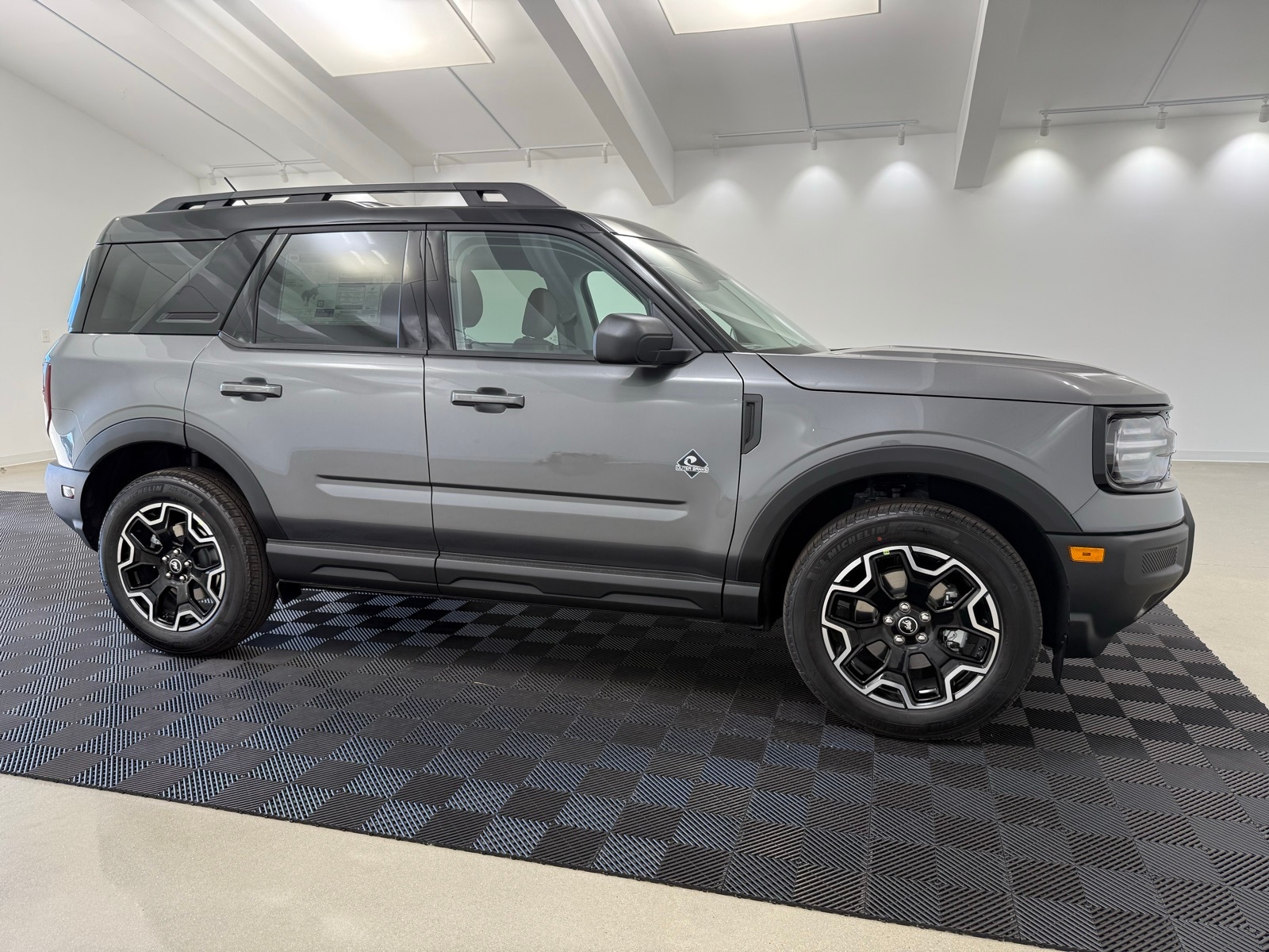 2025 Ford Bronco Sport Outer Banks's photo