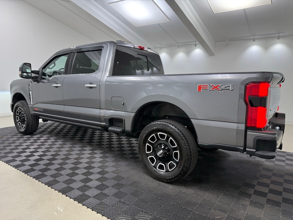 Used 2024 Ford F-350SD Platinum Truck