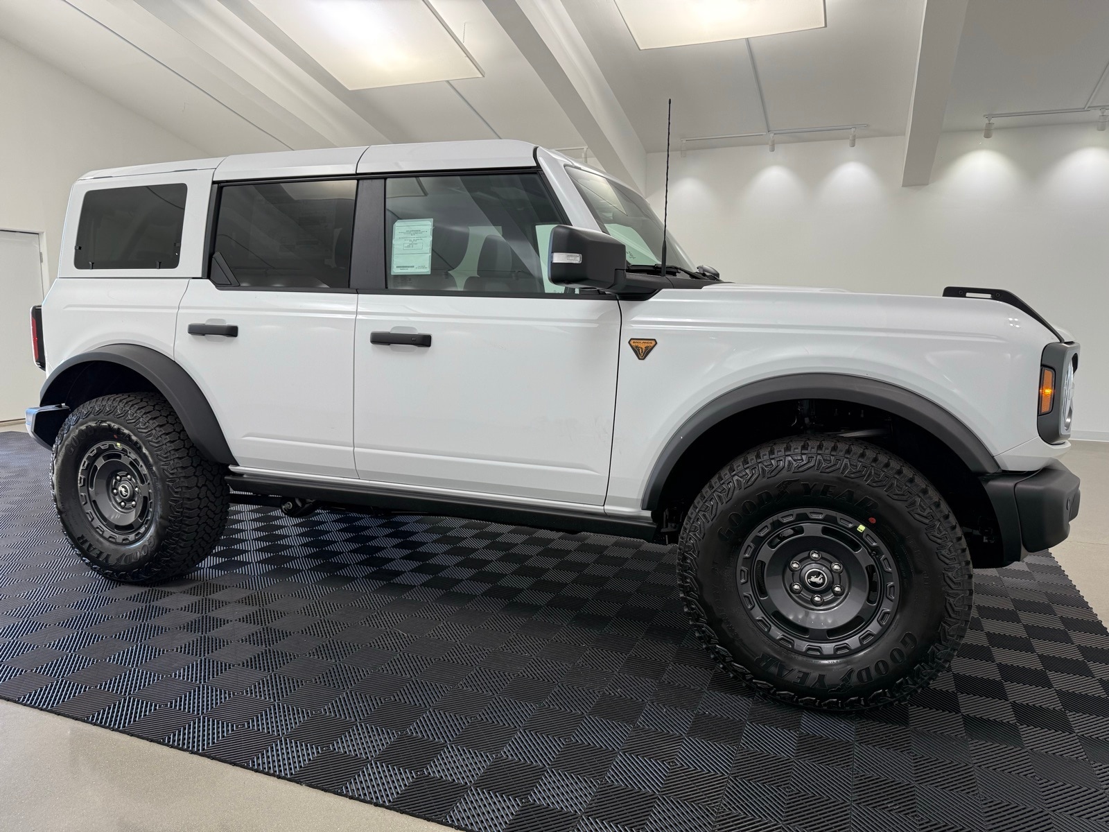 2025 Ford Bronco 4-Door Badlands's photo