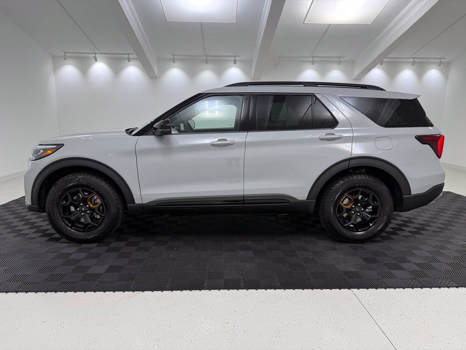 New 2027 Ford Explorer Tremor SUV