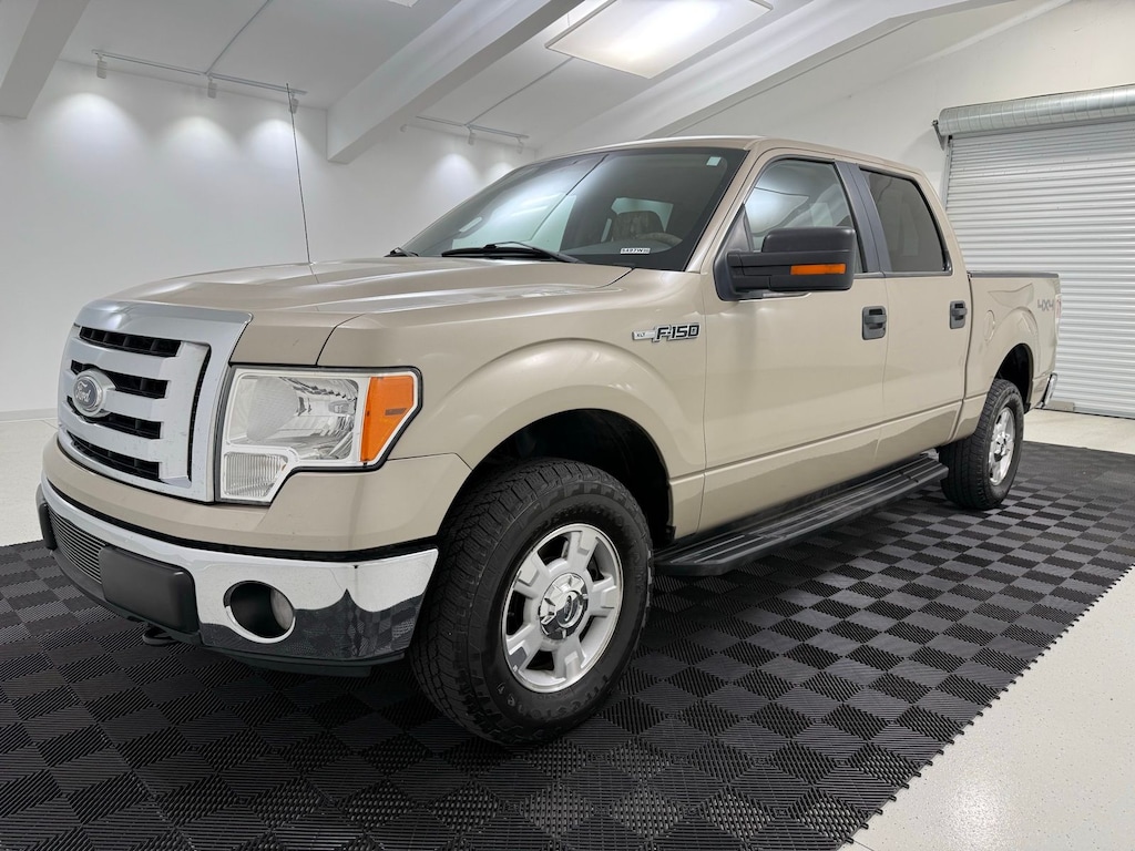 Used 2010 Ford F-150 Lariat Truck