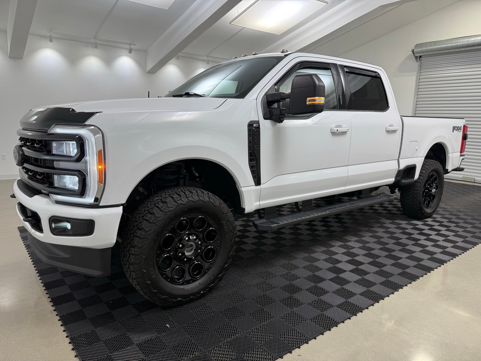 2023 Ford F-250 photo 3