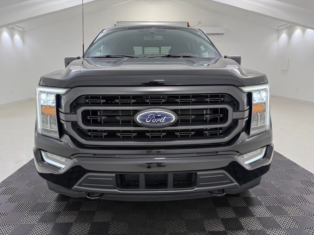 New 2023 Ford F-150 XLT Truck