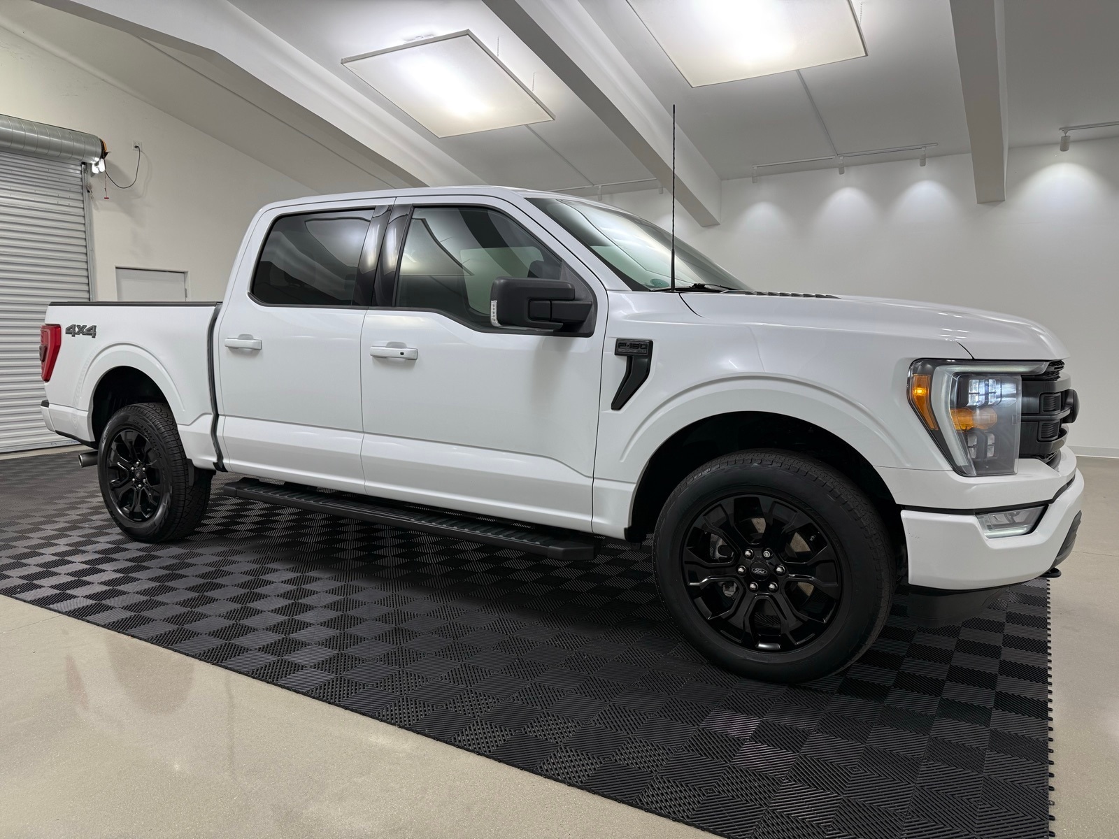 2022 Ford F-150 XLT's photo