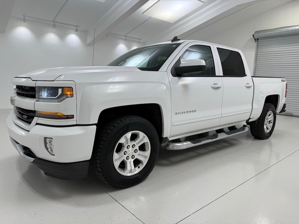 Used 2017 Chevrolet Silverado 1500 LT Truck